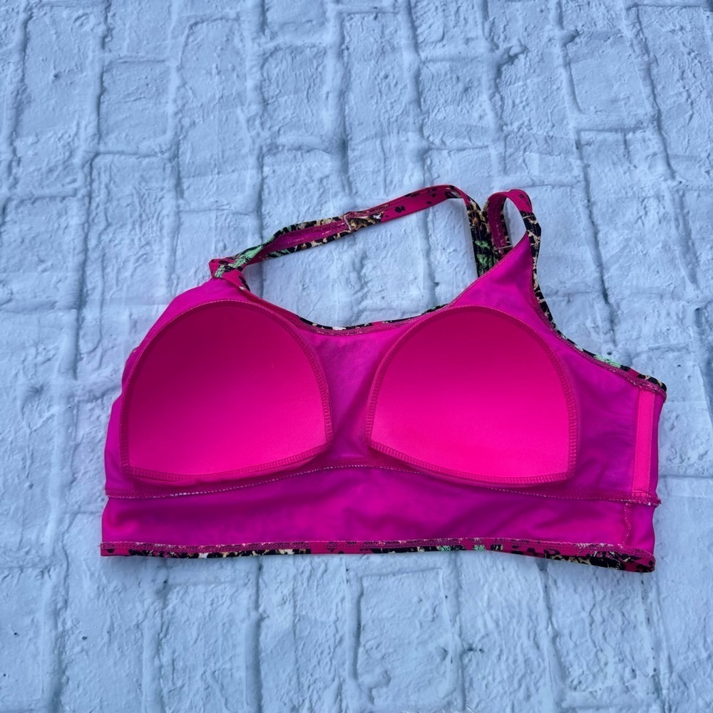 Torrid Wireless Adjustable Scoop Bikini Top - Picture 4 of 6
